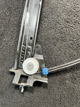 600655100G 2015 Tesla Model S Front Left Door Window Regulator & Motor OEM 600655100G