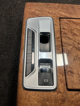 670015069 2014 Maserati Quattroporte Center Console Cup Holder Assembly Wood OEM 670015069