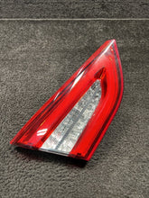 670009229 2014 Maserati Quattroporte Left Inner Trunk Taillight Lamp OEM 670009229