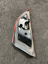 670009229 2014 Maserati Quattroporte Left Inner Trunk Taillight Lamp OEM 670009229