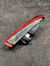 670009229 2014 Maserati Quattroporte Left Inner Trunk Taillight Lamp OEM 670009229