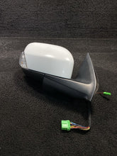 31213834 2007-2014 Volvo XC90 Passenger Door Mirror Side Right Blind Spot OEM White