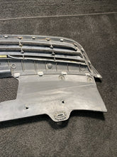 22722225 2007-2009 Saturn Aura Front Bumper Upper Grille Grill Chrome OEM 22722225
