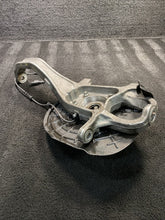 2015 Maserati Ghibli SQ4 Front Left Spindle Knuckle Wheel Hub OEM