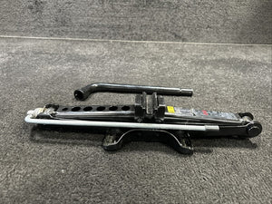 2015 Volvo S60 Emergency Spare Tire Jack Lift Assembly OEM