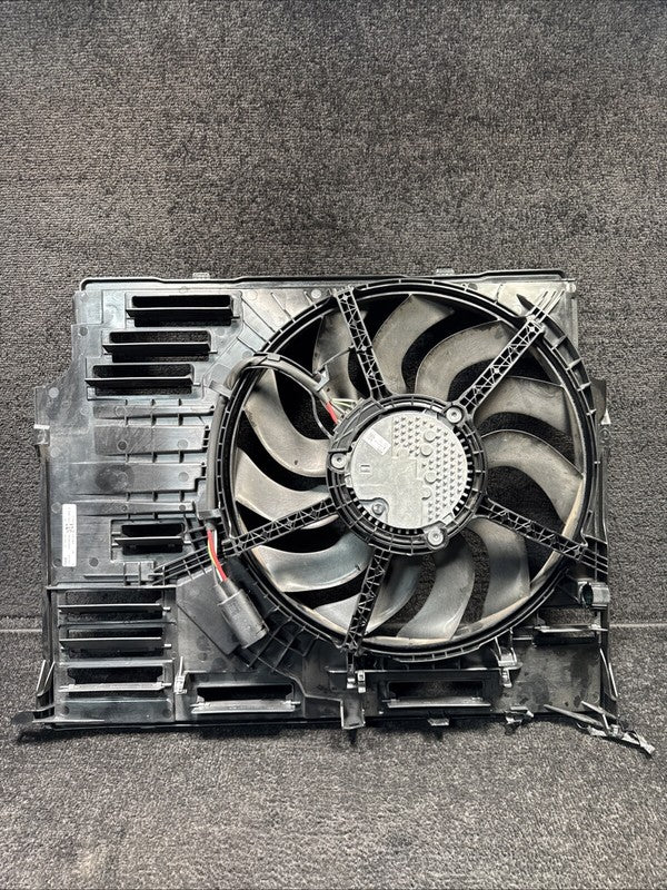 1742251363 2023 BMW X1 Engine Cooling Fan Assembly OEM 1742251363