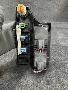 HY3214D340A 2018 Land Rover Discovery Rear Seat Fold Suspension Loading Control Switch OEM