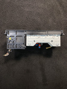 65811384121 1989-1995 BMW E34 525i Front HVAC Climate Control W/ Radio Bezel OEM 65811384121