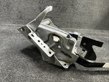 2022 Ford F250 Brake Pedal Assembly OEM