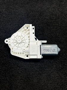 8K0959801 2014 Audi A4 Front Left Door Window Regulator Motor OEM 8K0959801