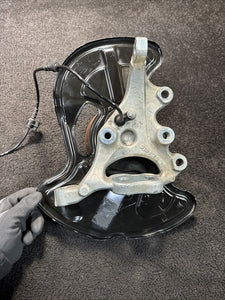 A2044202644 08-20 Mercedes SLK250 Front Right Spindle Knuckle Wheel Hub OEM A2044202644