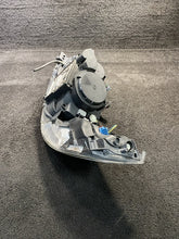 89008305 2002-2005 Saab 9-5 Valeo Headlight Assy Right Passenger HID Xenon OEM 89008305