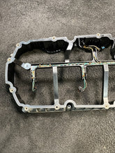 2033255 2019 Kenworth T880 MX-13 Paccar Engine Rocker Housing W/ Wiring OEM 2033255