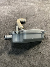 2118312 2019 Kenworth T880 MX-13 Paccar Inlet Silencer OEM 2118312