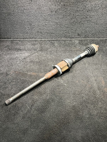 32240323 2019 Volvo XC90 Front Right CV Axle Shaft OEM 32240323