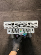 1451809-00-B 2016-2020 Model X/S Dash Info Radio Media Touch Display Screen OEM 1451809-00-B