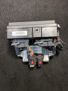 P04692015AH 2006 Jeep Cherokee 3.7L BCM Body Control Module Fuse Box OEM P04692015AH