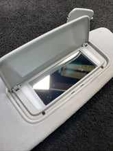 39874925 2003-2006 Volvo XC90 Sun Visors Gray W/ Homelink & Mirror Light Pair Set OEM