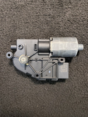 0390200074 2009-2012 Audi Q5 Upper Sunroof Moonroof Motor Actuator OEM 0390200074