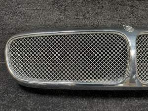 2W9342301A 2005 Jaguar Vandenplas Front Upper Grille Assembly OEM Chrome 2W9342301A