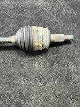 P22791460 2017 Chevrolet Suburban Front Left Or Right Drive Axle OEM P22791460