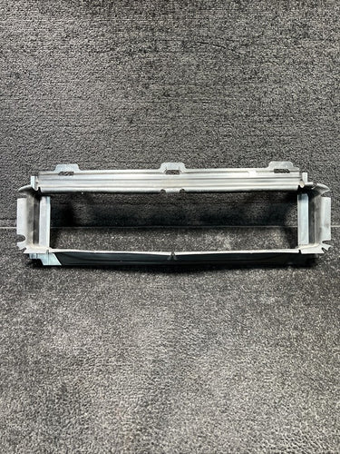 31383717 2019 Volvo XC90 Lower Radiator Air Guide OEM 31383717