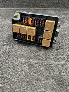 LNC2822BD 1998 Jaguar XJR Front Engine Fuse Relay Box OEM LNC2822BD