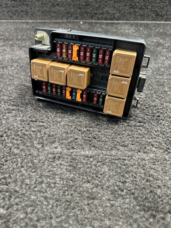 LNC2822BD 1998 Jaguar XJR Front Engine Fuse Relay Box OEM LNC2822BD