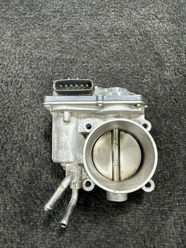 35100-2E000 2016 Kia Soul 2.0L Engine Throttle Body Assembly OEM 35100-2E000