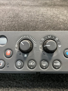 2006 Pontiac Grand Prix Temperature Climate Control Panel OEM 15255569