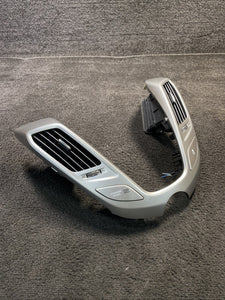 2012-2017 Hyundai Veloster Center Dash Radio Bezel Trim W/ Vents OEM 84740-2V100