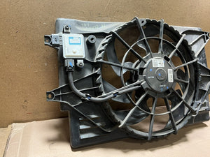 25304F3300 17-20 Hyundai Elantra 1.4L Turbo Radiator Cooling Fan Assembly