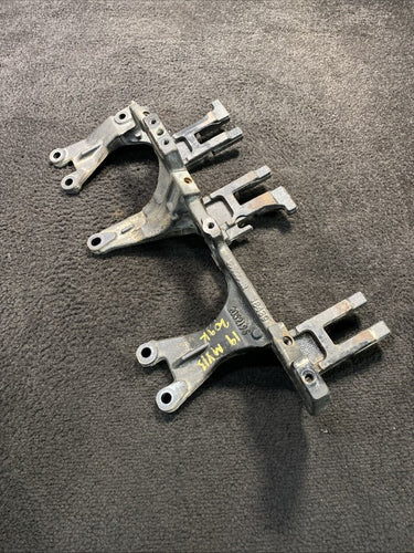 2052195 2019 Kenworth T880 Paccar EGR Bracket OEM 2052195