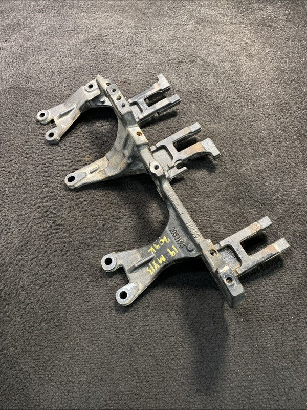 2052195 2019 Kenworth T880 Paccar EGR Bracket OEM 2052195