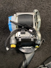 1036738-05-E 2016-2020 Tesla Model X Front 1st Row Seat Belt & Pretensioner OEM 1036738-05-E