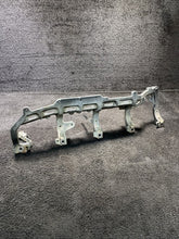 2118432 2019 Kenworth T880 MX-13 Paccar Fuel Rail Bracket OEM 2118432