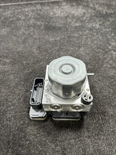 A0004312900 2019 Mercedes GLA250 Anti lock Abs Brake Pump OEM