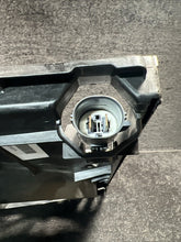 32252374 2019 Volvo XC90 Engine Cooling Fan Assembly OEM 32252374