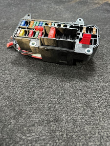 6113690058303 2008 BMW 750i Fuse Relay Junction Box Trunk Mounted OEM 6113690058303