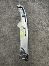 HY32640E72BC 2018 Land Rover Discovery Right Dash Center Console Metallic Trim Molding OEM