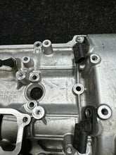 1770107800 2014-2020 Mercedes W205 C63 AMG 4.0L Left Driver Cylinder Head Cover OEM