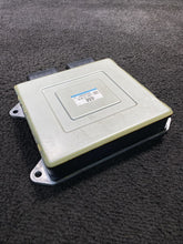 L3A218881B 2004 Mazda 3 Hatchback ECU Engine Control Module OEM L3A218881B