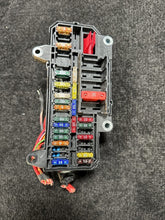6113690058303 2008 BMW 750i Fuse Relay Junction Box Trunk Mounted OEM 6113690058303