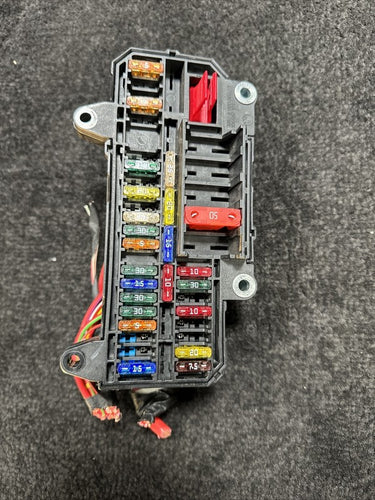 6113690058303 2008 BMW 750i Fuse Relay Junction Box Trunk Mounted OEM 6113690058303