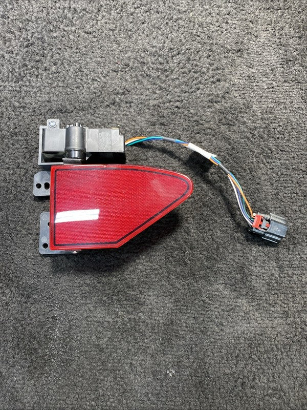 1042766-96-H 2016-2020 Tesla Model X/S Rear Left Tail Light Charge Reflector OEM 1042766-96-H