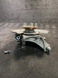 1044416-00-F 17-23 Tesla Model 3 Rear Right Knuckle Spindle Hub &Dust Shield OEM 1044416-00-F