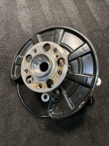 A1724230220 12-20 Mercedes SLK250 Rear Right Spindle Knuckle Wheel Hub OEM A1724230220