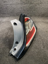 84102087 2016-2019 Chevrolet Volt Rear Right Passenger Tail Light Assembly OEM 84102087