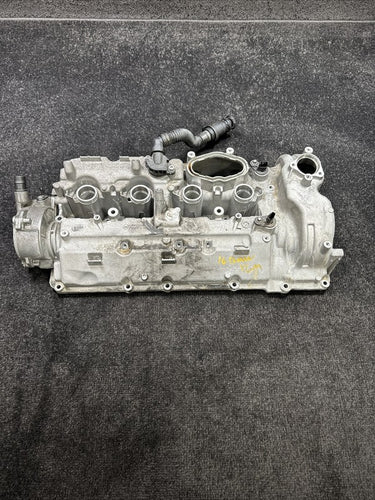2016 BMW X6M S63 Right Side Engine Valve Cover OEM