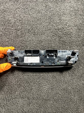 8V0820043D 2016 Audi A3 Ac Heater Climate Control Unit OEM 8V0820043D